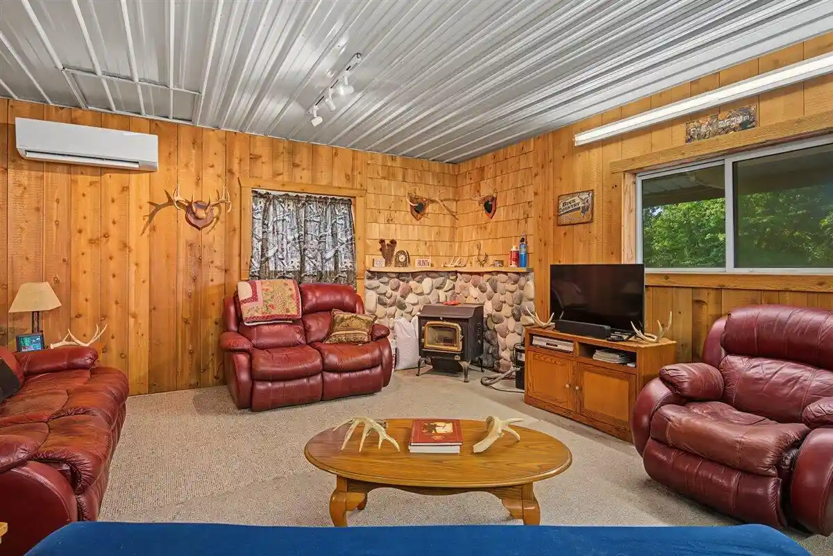 3rd image of 7534 E Hinkst Hollow Road Road, Viroqua, WI 54665 | MLS# 1973826