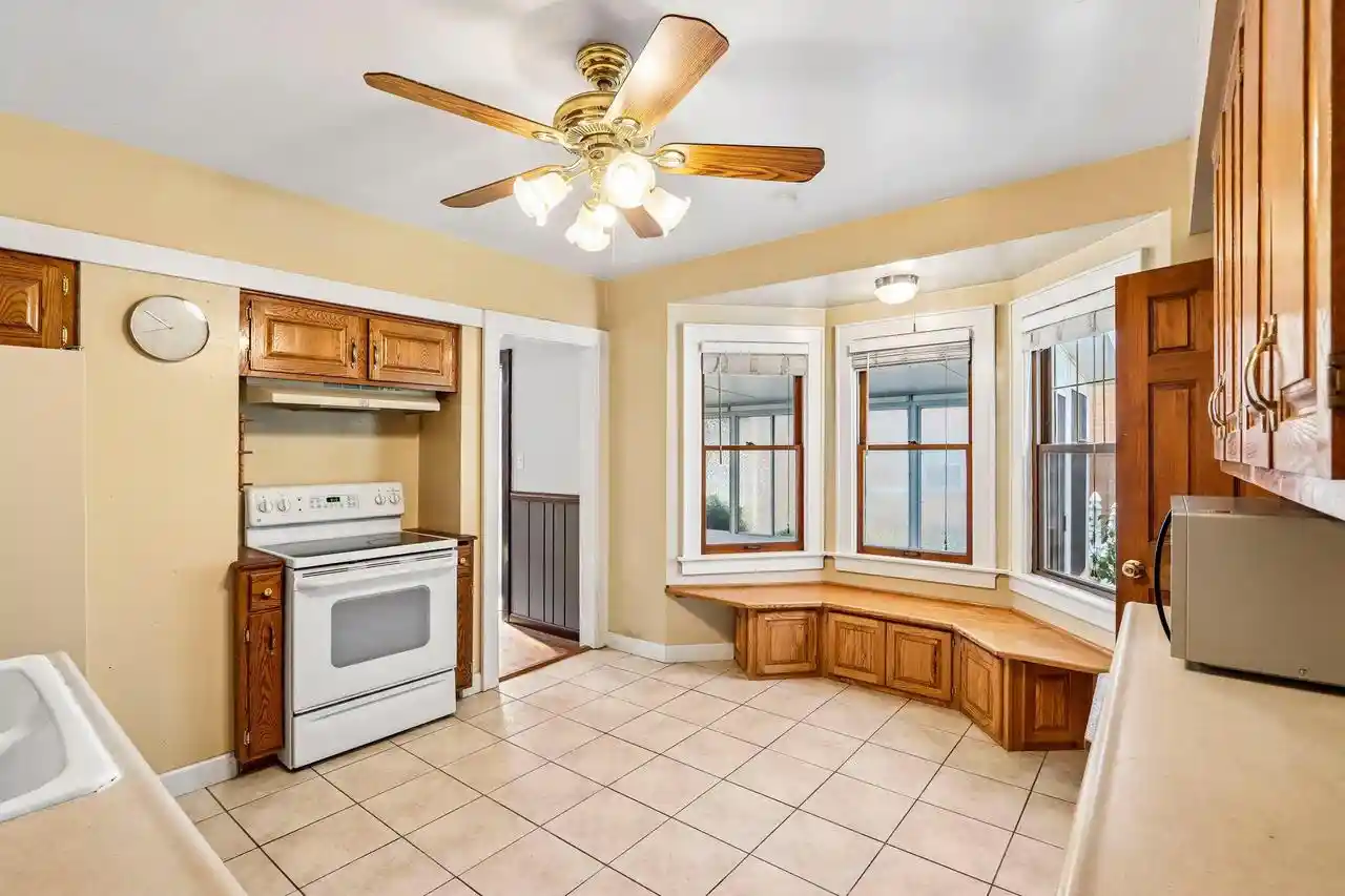 4th image of 5089 N 127Th Street Street, Butler, WI 53007 | MLS# 1973847