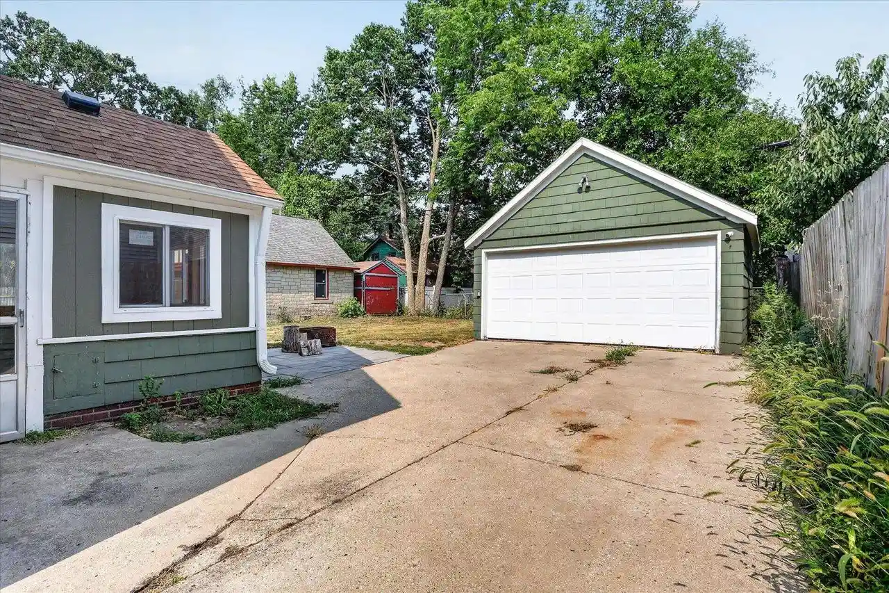 43rd image of 1410 Central Avenue Avenue, Beloit, WI 53511 | MLS# 2029182