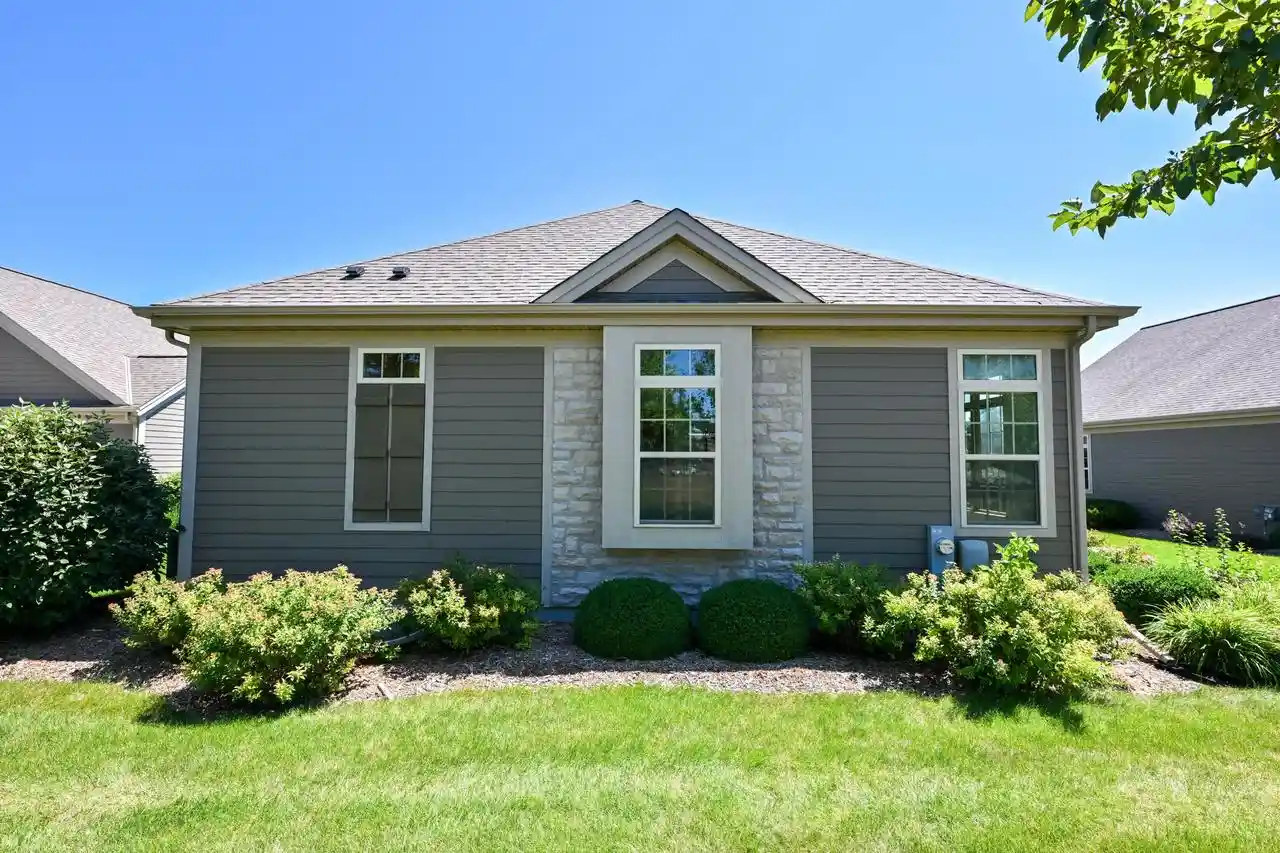 2nd image of W179n11493 Blackstone Circle Circle #3, Germantown, WI 53022 | MLS# 1973852