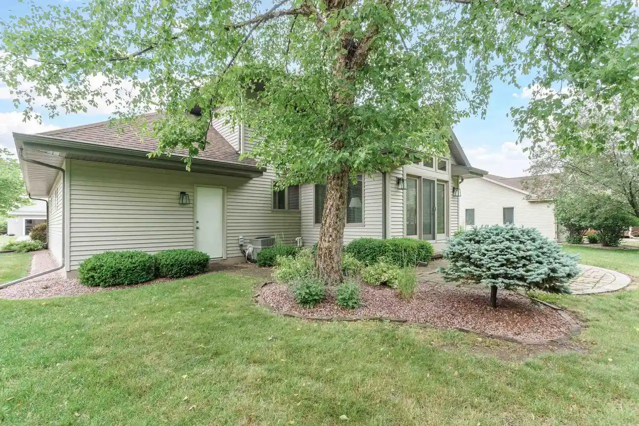 59th image of 3742 Bluewing Pl Pl, Janesville, WI 53546 | MLS# 2029184