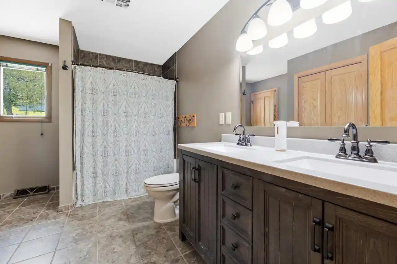 4th image of 675 Oak Lane Dr Dr, Arcadia, WI 54612 | MLS# 1973860
