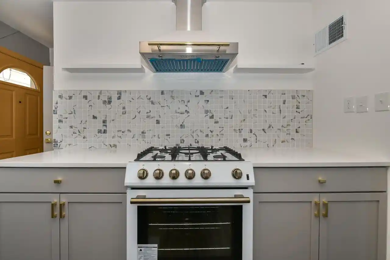 5th image of 4380 N 51St Boulevard Boulevard, Milwaukee, WI 53216 | MLS# 1973856