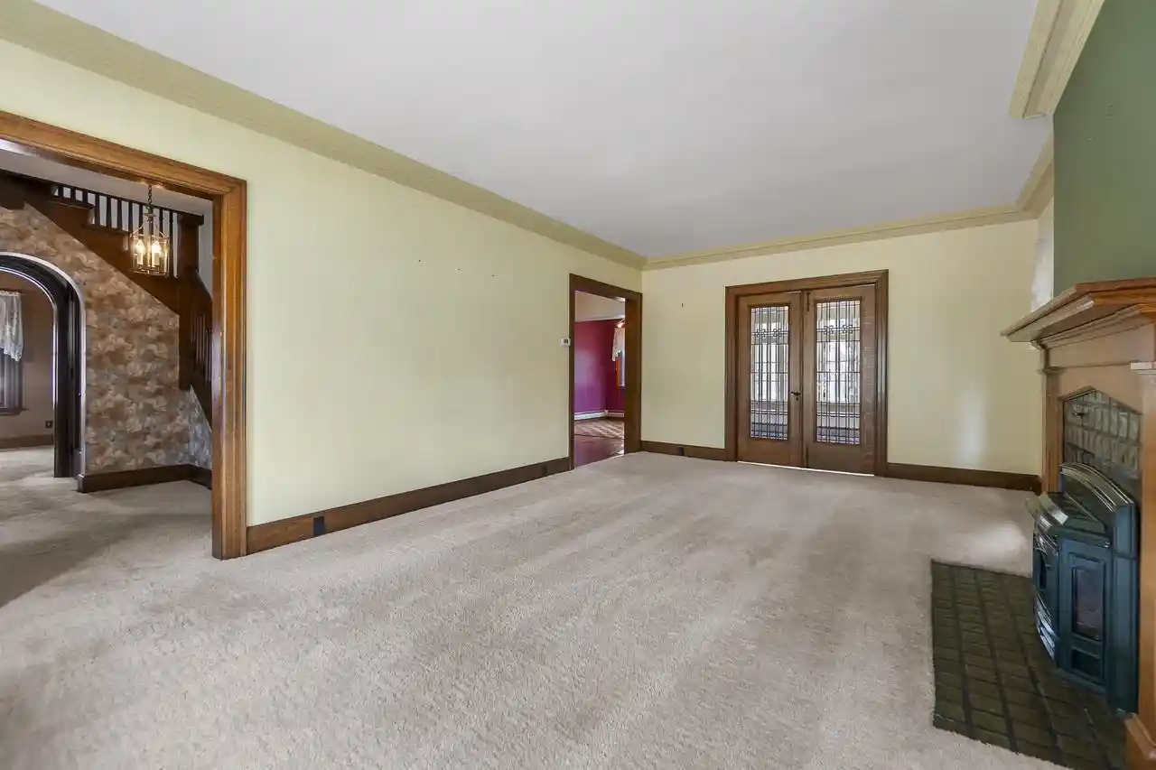 Photo 2 of Single family home for sale at 1823 College Avenue Avenue, Racine, WI 53403 | MLS# 50330009 | Listing updated on 2026-09-21