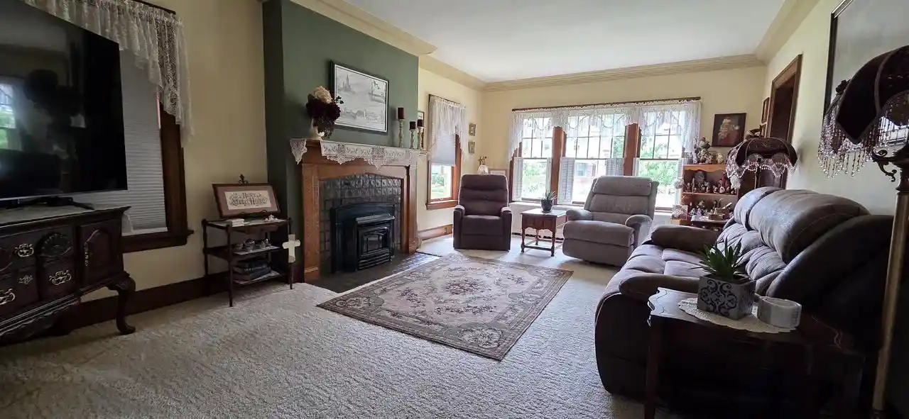 Photo 4 of Single family home for sale at 1823 College Avenue Avenue, Racine, WI 53403 | MLS# 50330009 | Listing updated on 2026-09-21
