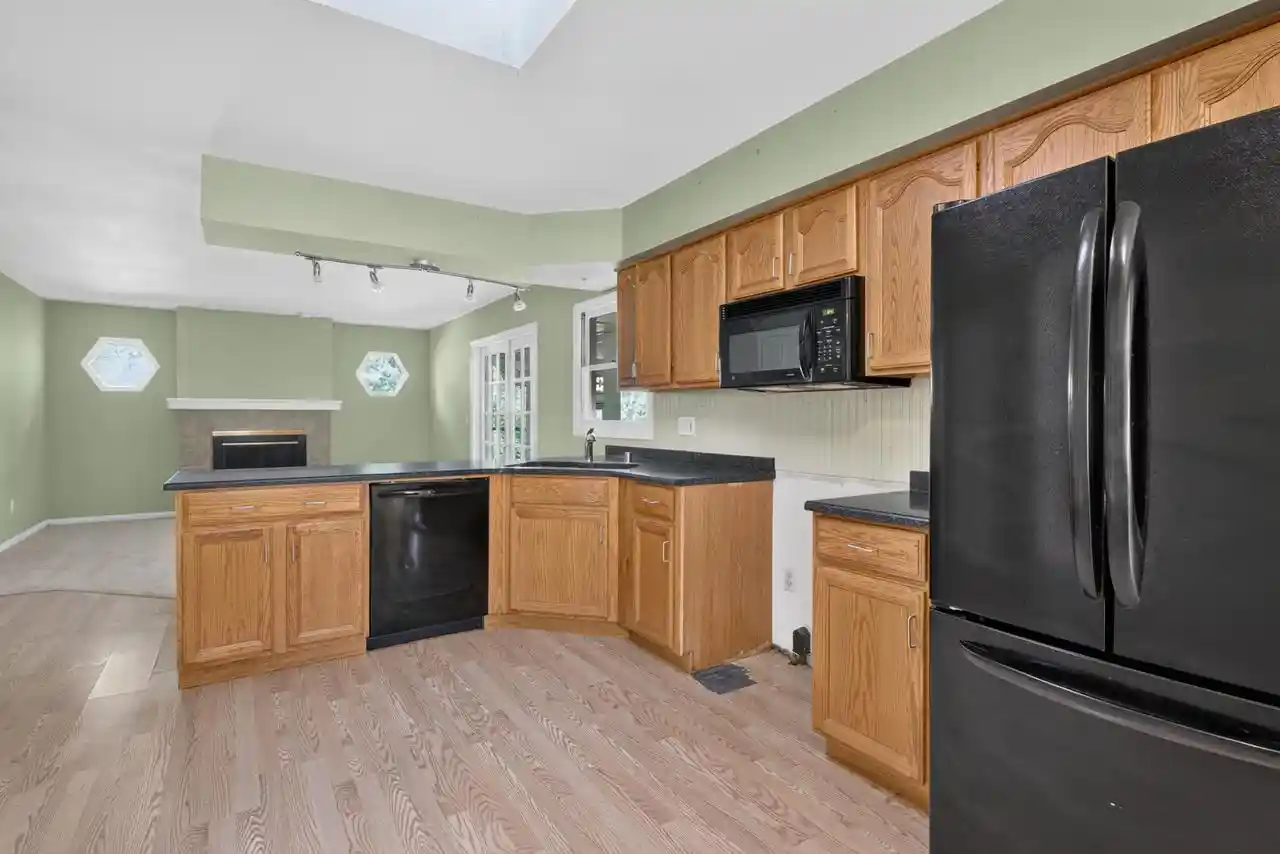 24th image of N56w29354 County Road K Road Road, Hartland, WI 53029 | MLS# 1973865
