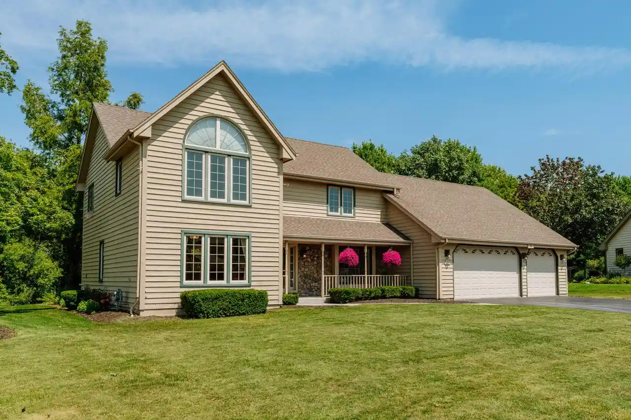 1st image of N102w16808 Bittersweet Trail Trail, Germantown, WI 53022 | MLS# 1973874