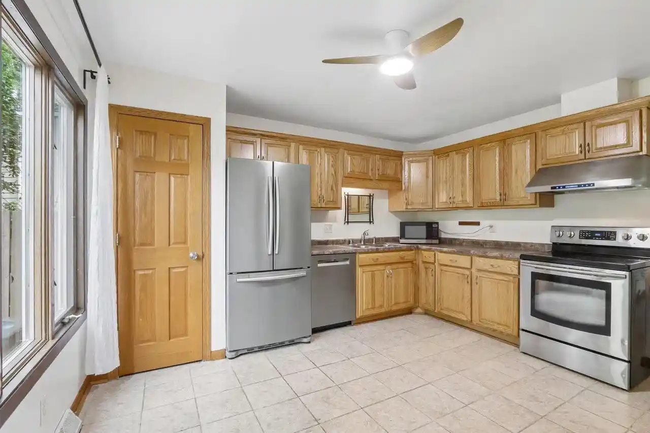 Photo 2 of Sale Pending at 95 S Lakewood Gdns Ln, Madison, WI 53704 | MLS# 2029195 | Listing updated on 2026-09-15