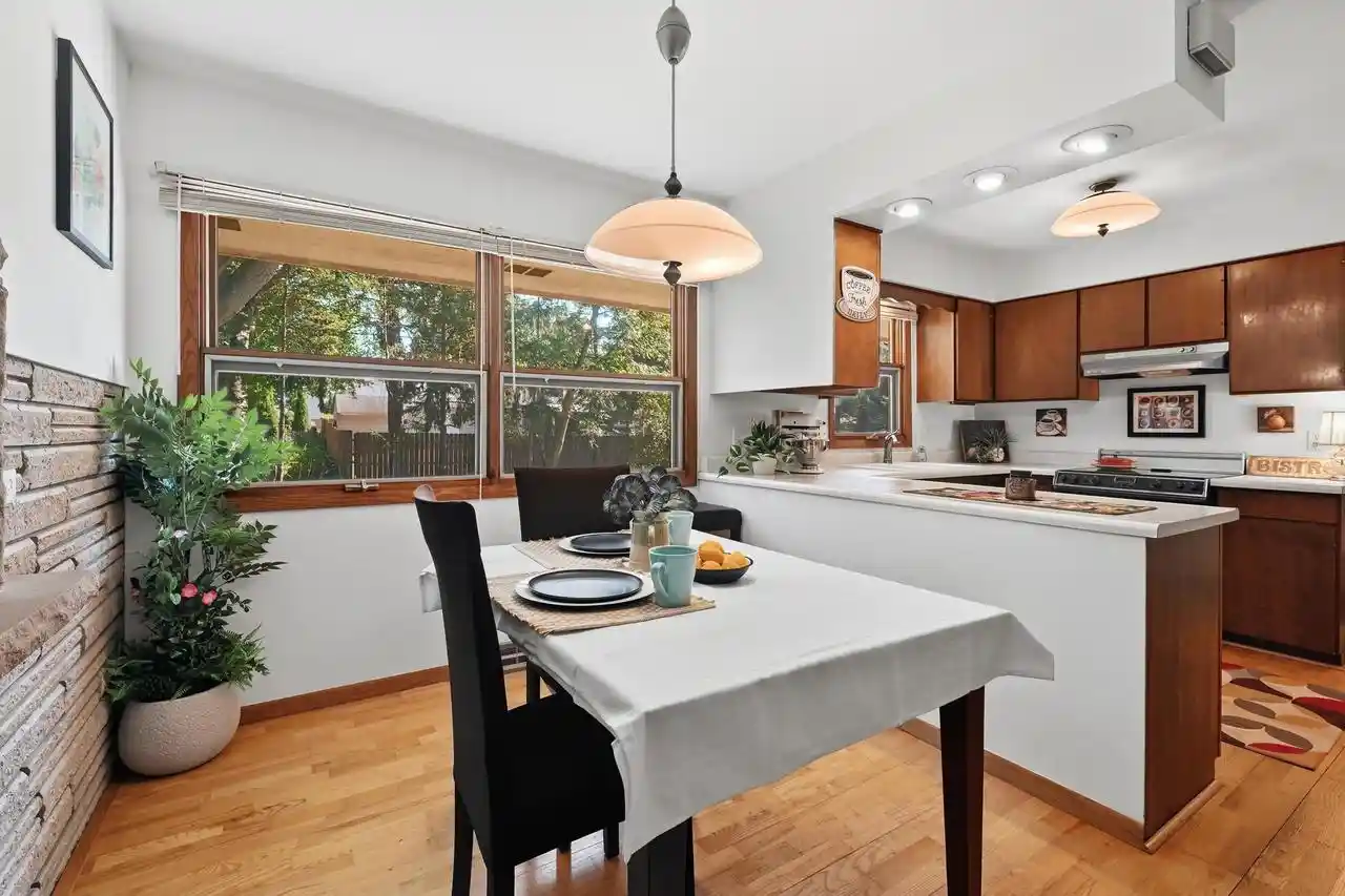 3rd image of 1913 Windom Way Way, Madison, WI 53704 | MLS# 2029196