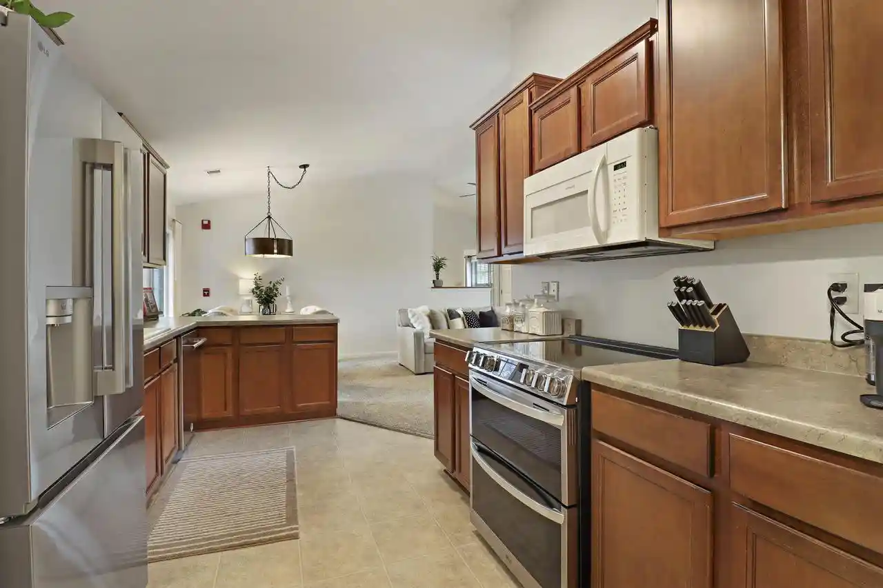 2nd image of 1507 24th Avenue Avenue #20, Kenosha, WI 53140 | MLS# 1973882