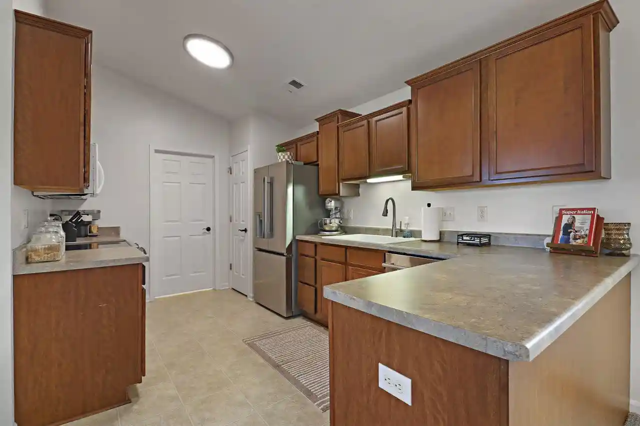 2nd image of 1507 24th Ave Ave, Kenosha, WI 53140