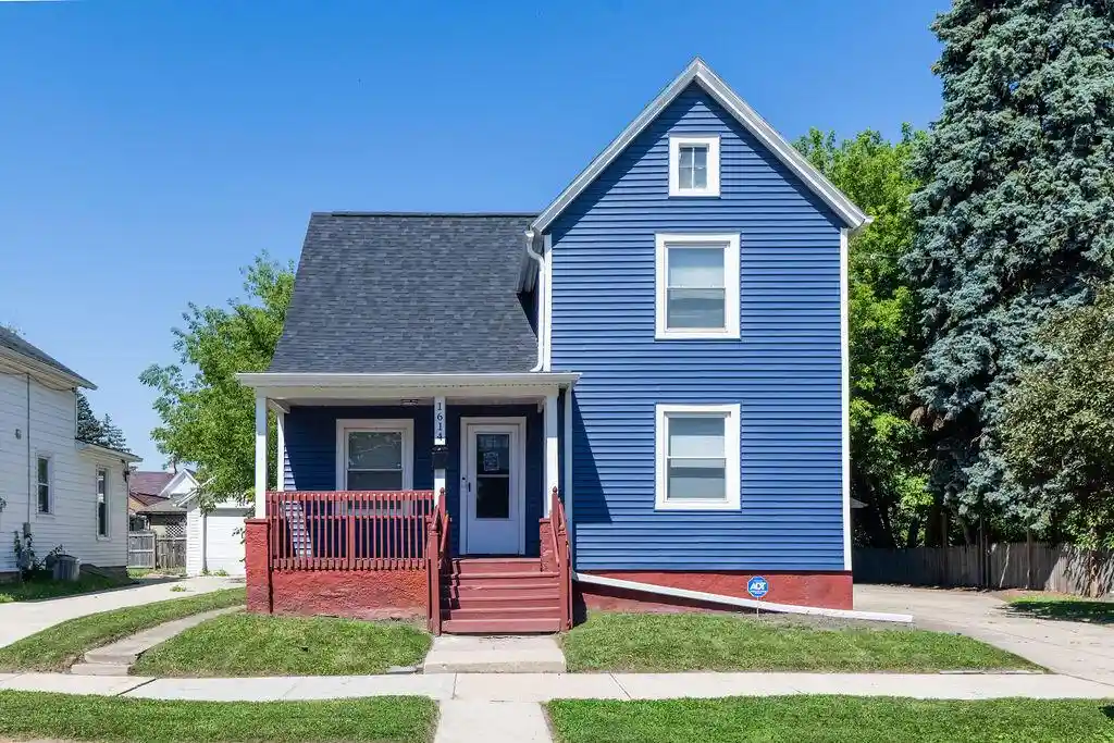 Photo 1 of Single family home for sale at 1614 Saint Clair Street Street, Racine, WI 53402 | MLS# 1973887 | Listing updated on 2026-08-05