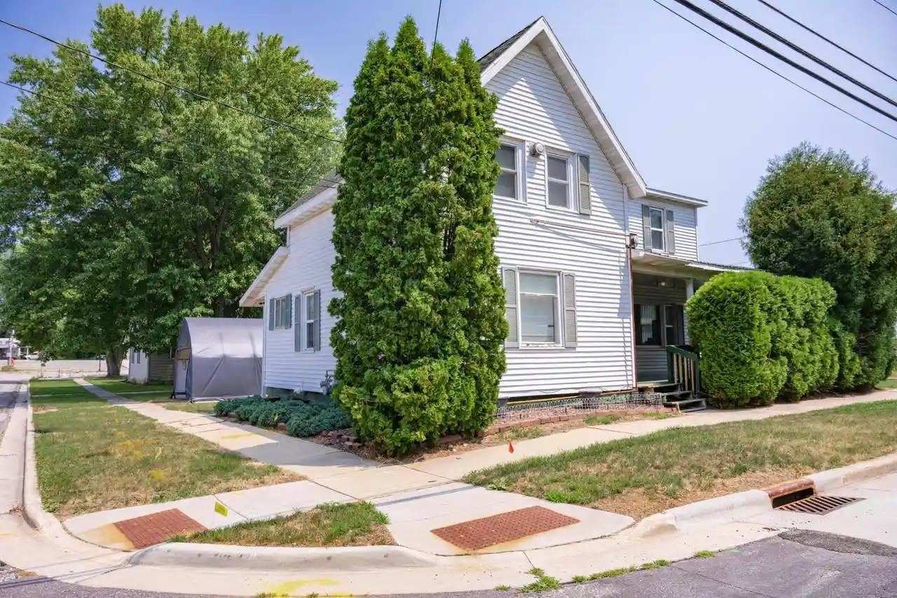 1st image of 251 Maine Street Street, Mauston, WI 53948 | MLS# 2029208
