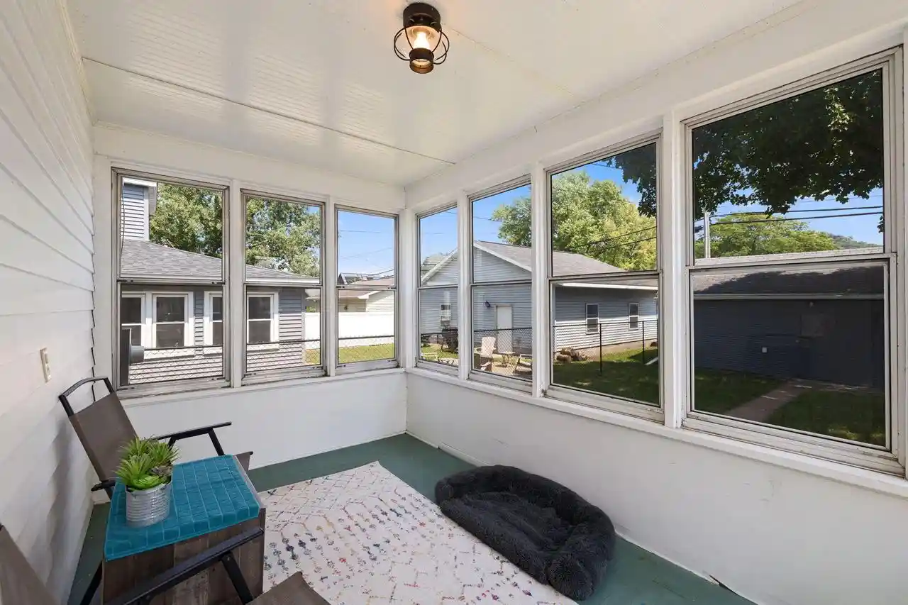 2nd image of 716 23rd Street N Street N, La Crosse, WI 54601 | MLS# 1973895