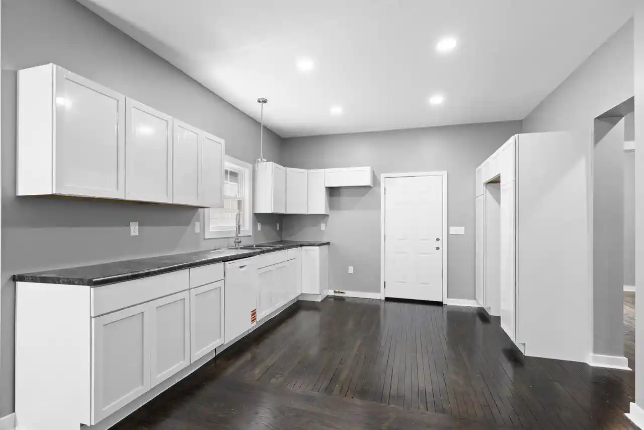 2nd image of 3021 N 6th Street Street #3023, Milwaukee, WI 53212 | MLS# 1973904