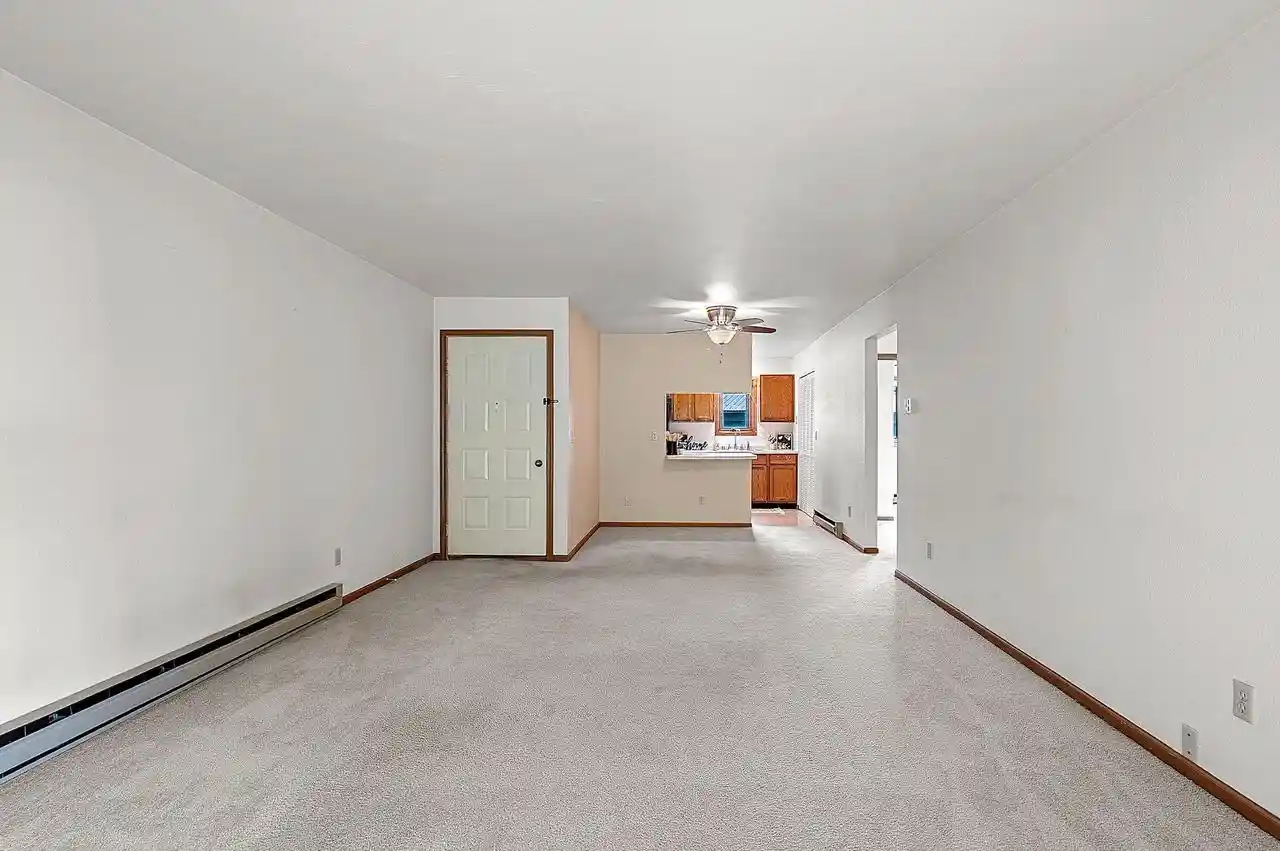 3rd image of 288 Campbell Rd Rd, Oshkosh, WI 54902