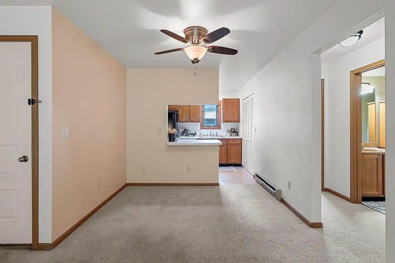 5th image of 288 Campbell Rd Rd, Oshkosh, WI 54902