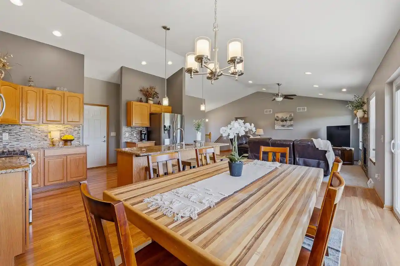 2nd image of 105 Honeycrisp Dr Dr, Beaver Dam, WI 53916 | MLS# 2029220