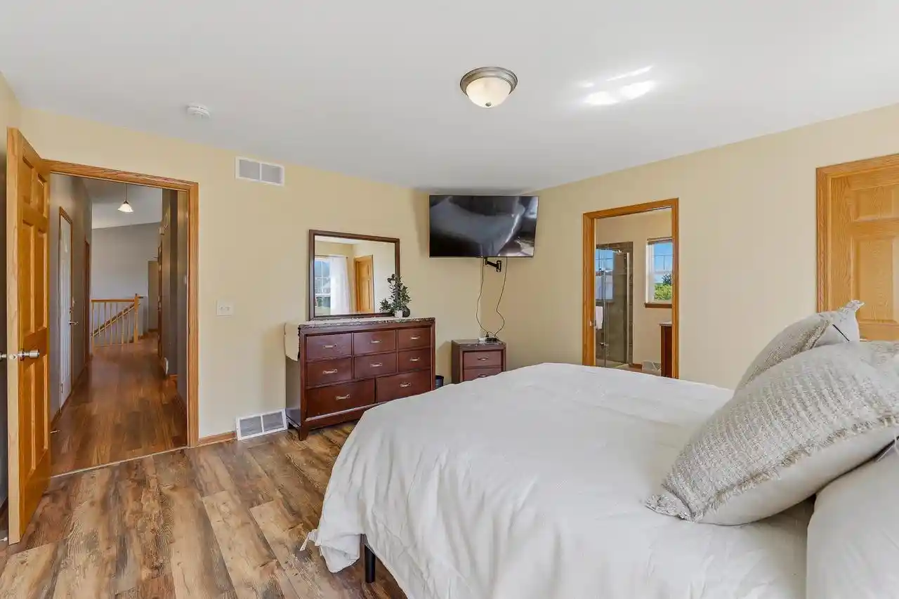 Photo 4 of Single family home for sale at 105 Honeycrisp Dr Dr, Beaver Dam, WI 53916 | MLS# 2029220 | Listing updated on 2026-10-01