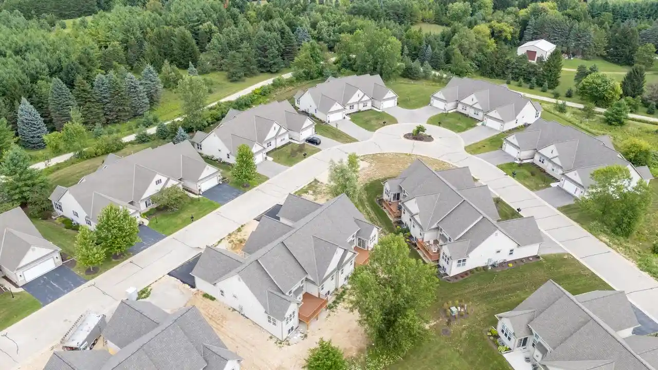 2nd image of 1793 Cedar Ridge Dr Dr, Slinger, WI 53086