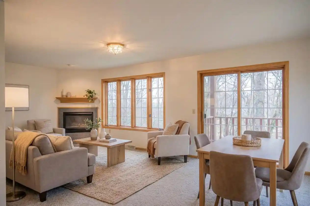 2nd image of 1066 Hillside Dr Dr, Wisconsin Dells, WI 53965