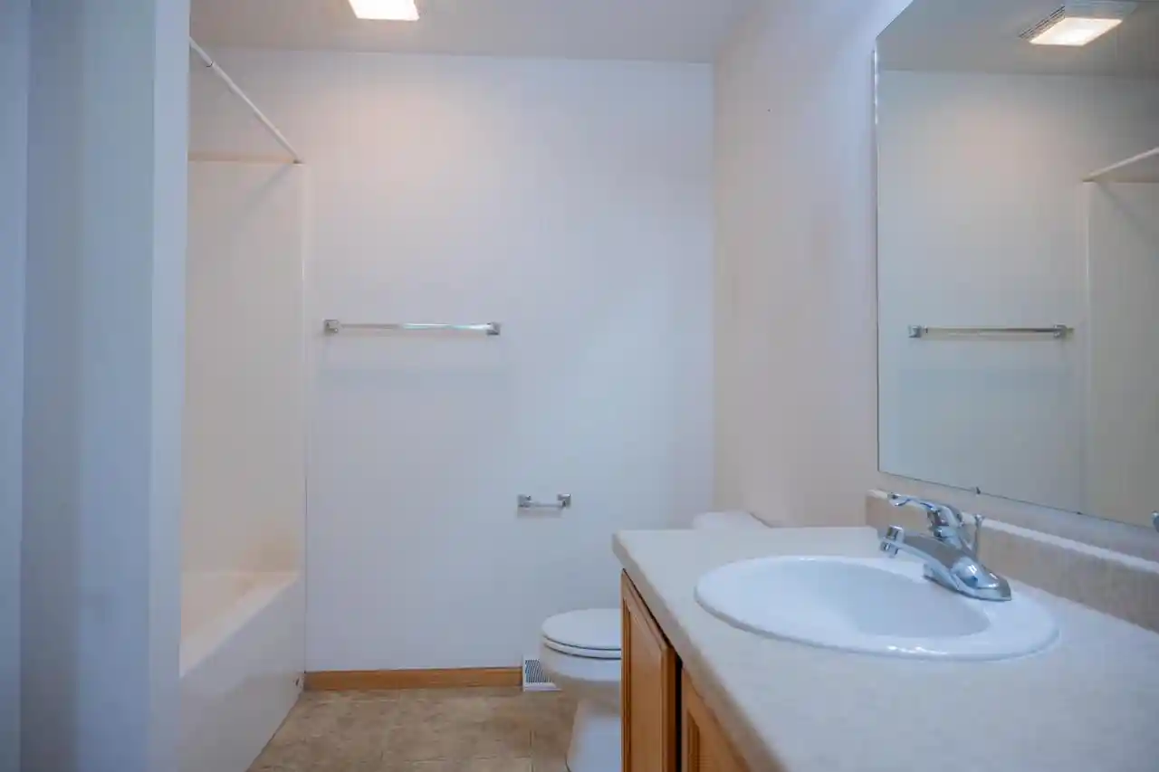 37th image of 1066 Hillside Dr Dr #6, Wisconsin Dells, WI 53965 | MLS# 2029227
