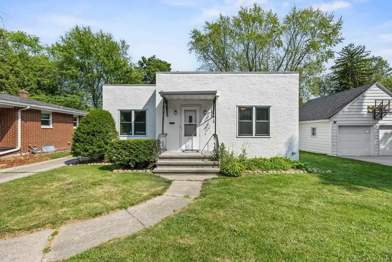 1st image of 123 Hudson Street Street, Green Bay, WI 54303 | MLS# 50330034