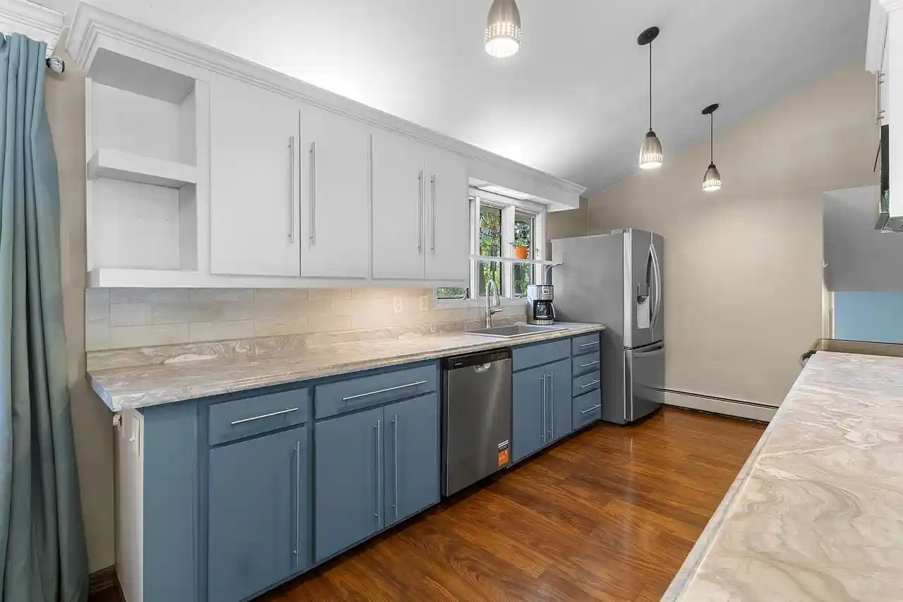 4th image of 2424 Pinehurst Circle Circle, Green Bay, WI 54302 | MLS# 50330019