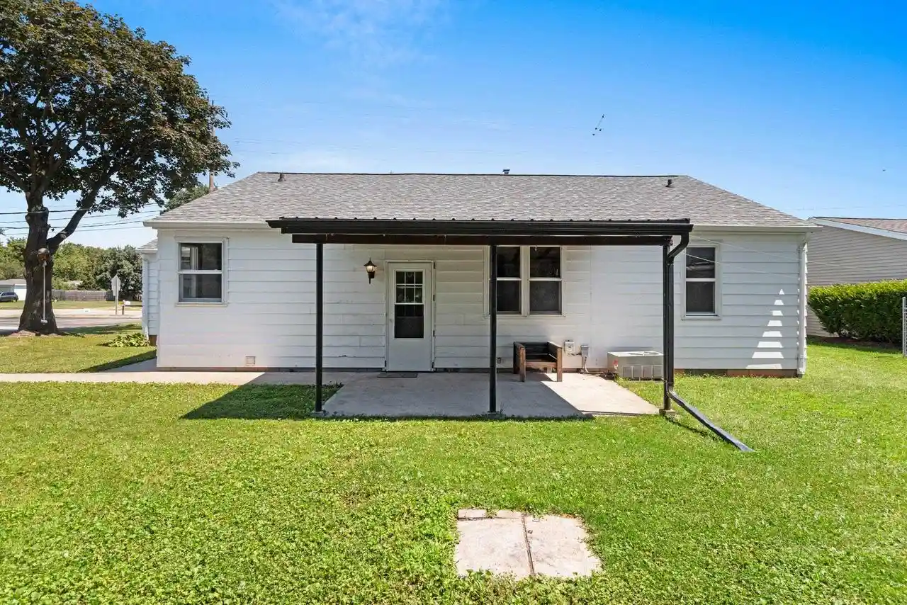 Photo 2 of Single family home for sale at N4121 State Rd 55, Freedom, WI 54130 | MLS# 50330037 | Listing updated on 2026-08-01