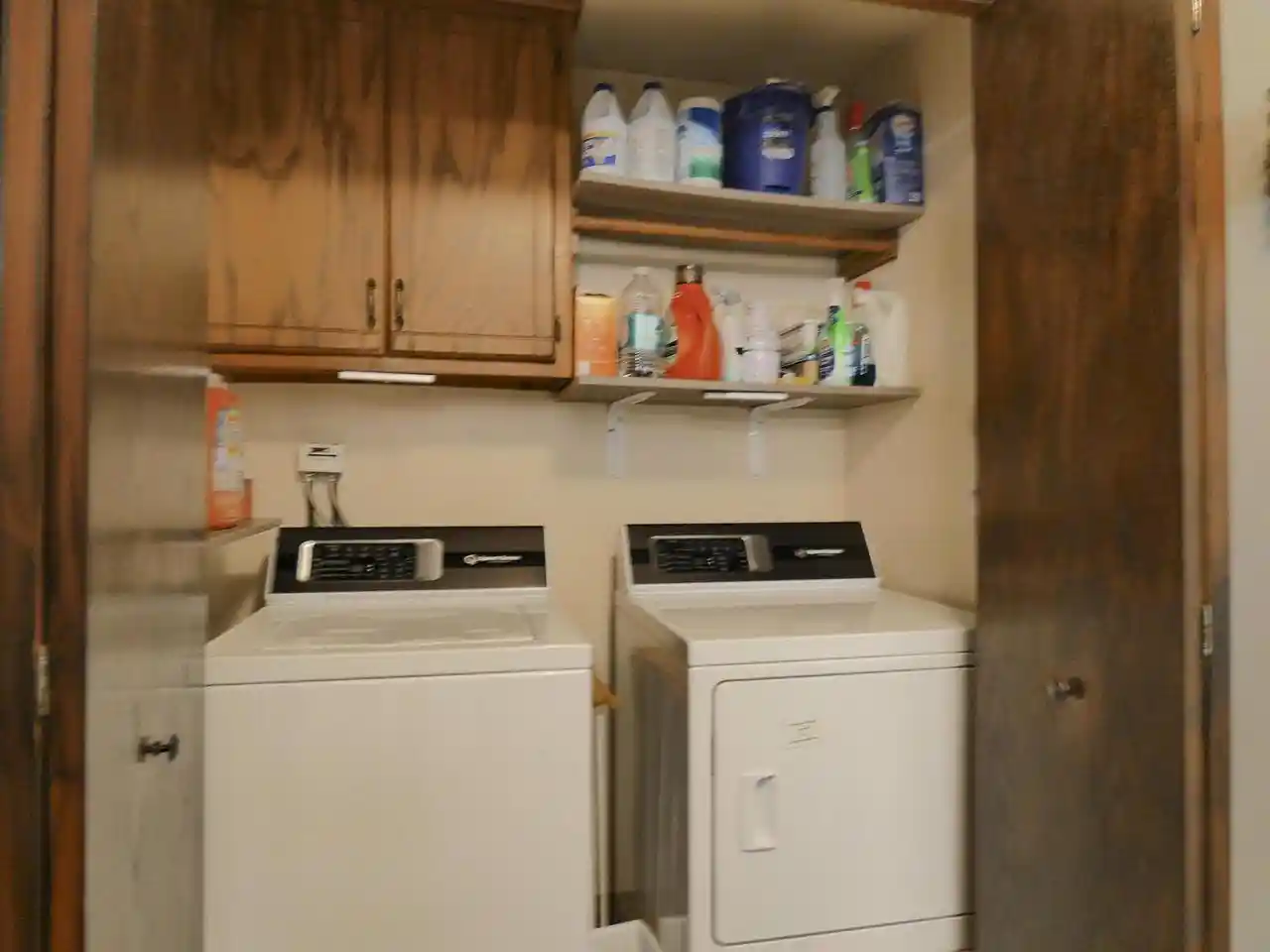 Photo 2 of Single family home for sale at 412 Dewey Decker Dr Dr, Green Bay, WI 54313 | MLS# 50330038 | Listing updated on 2026-08-03
