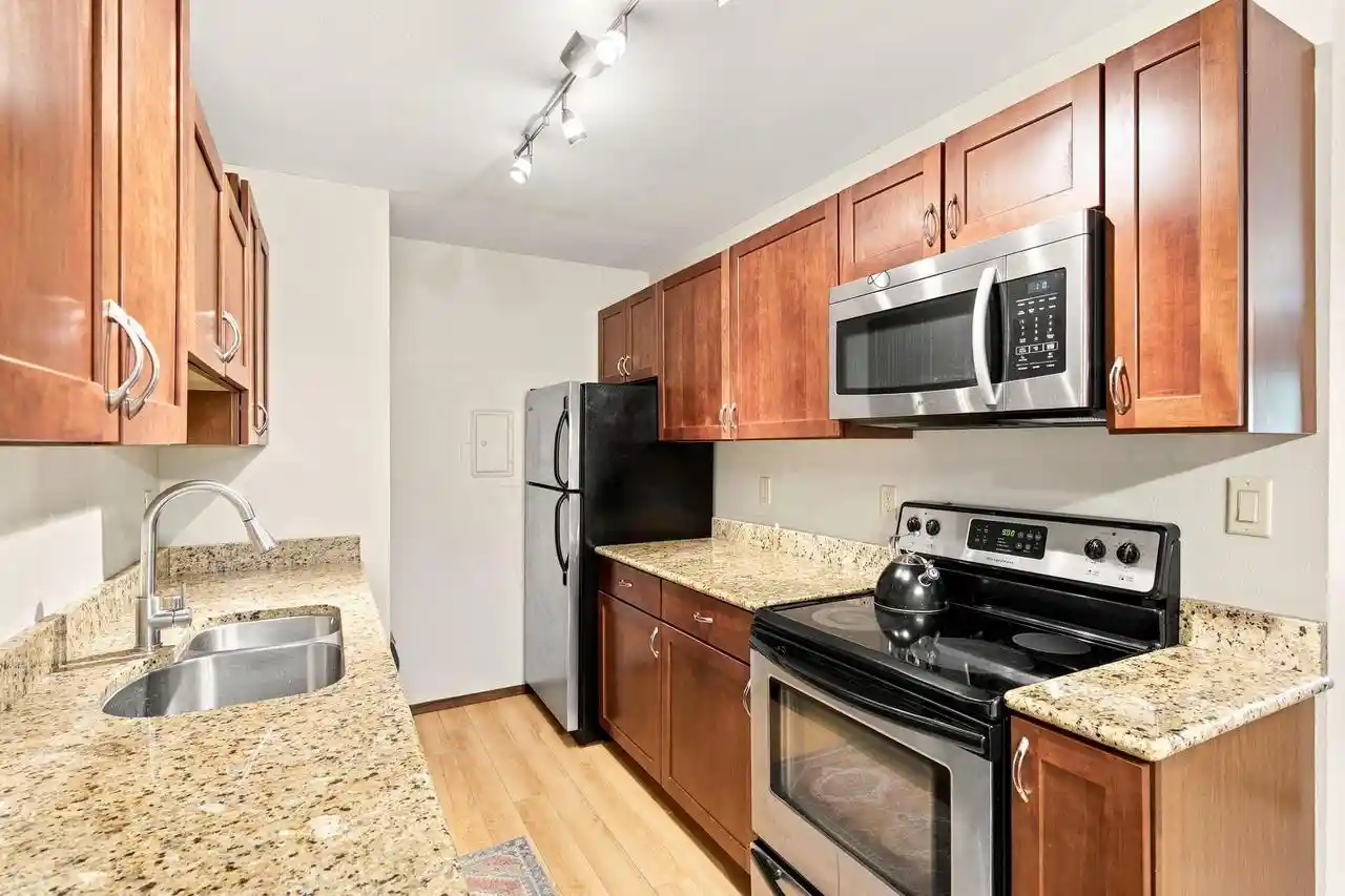4th image of 7429 Old Sauk Road Road #302, Madison, WI 53717 | MLS# 2029233