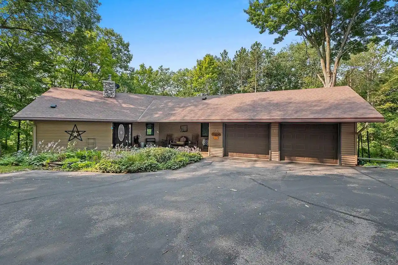 1st image of 5600 Finnegan Lake Lane Lane, Gillett, WI 54124 | MLS# 50330045