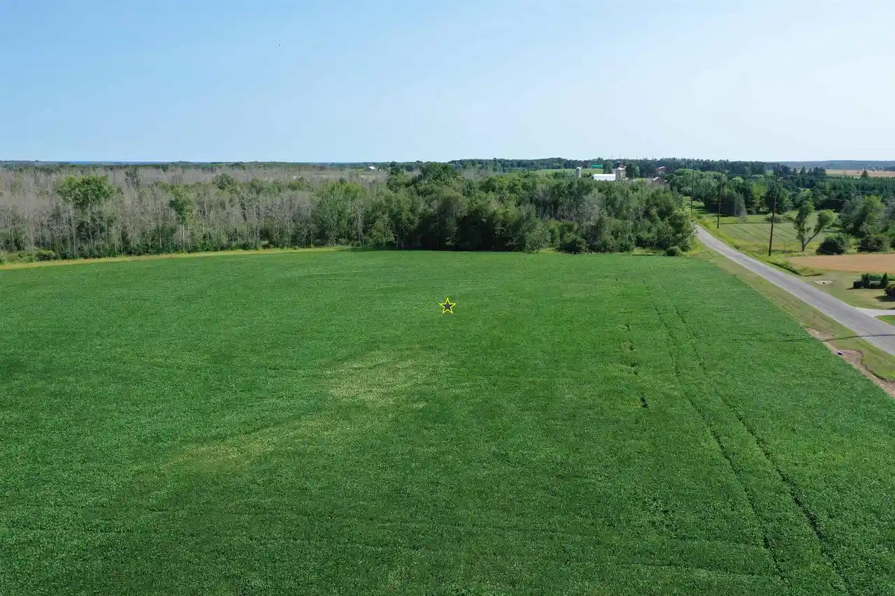 37th image of Wolf River Dr Dr, Algoma, WI 54201 | MLS# 50330051