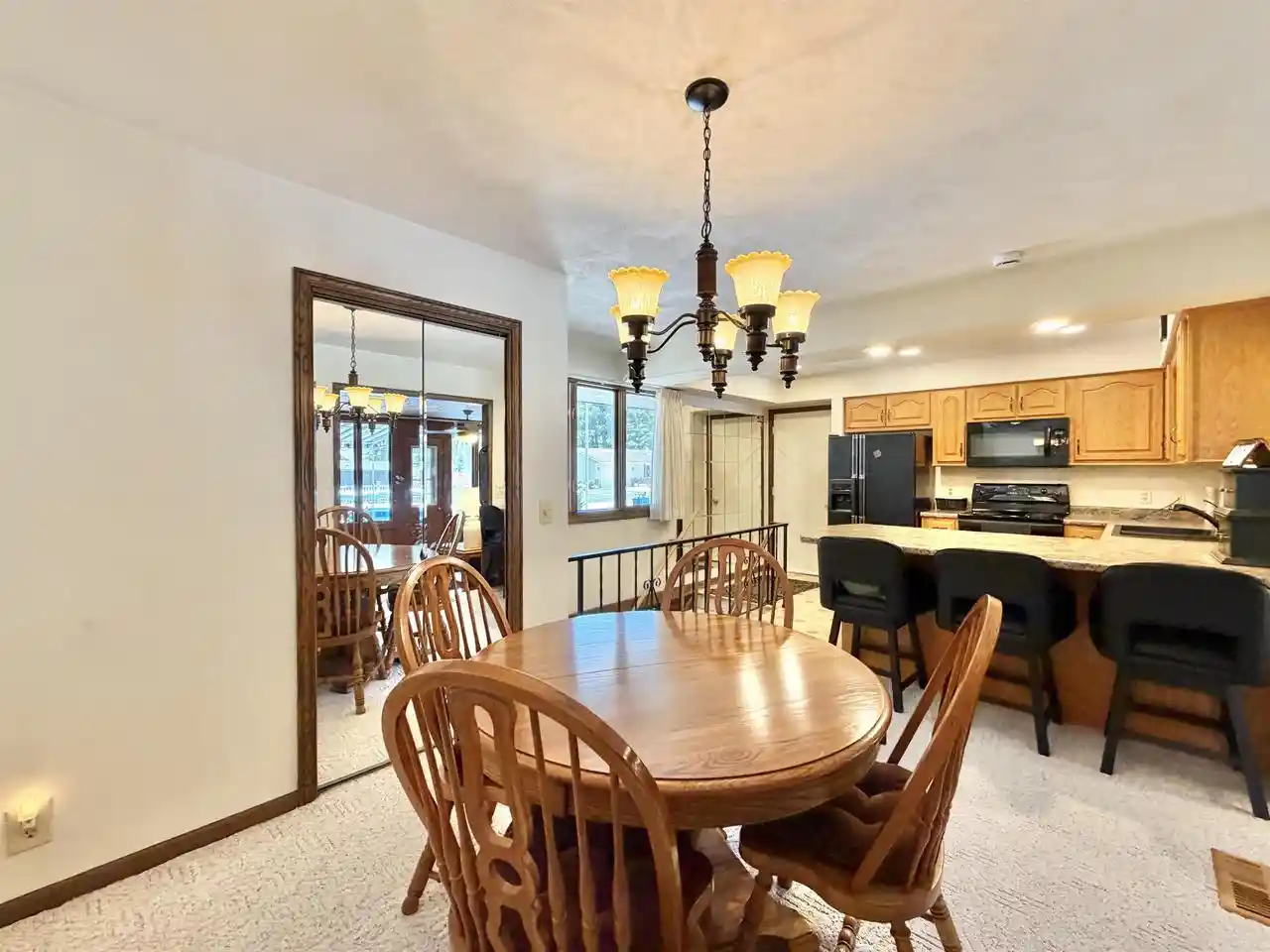 38th image of 839 Sussex Dr Dr, Janesville, WI 53546 | MLS# 2029236