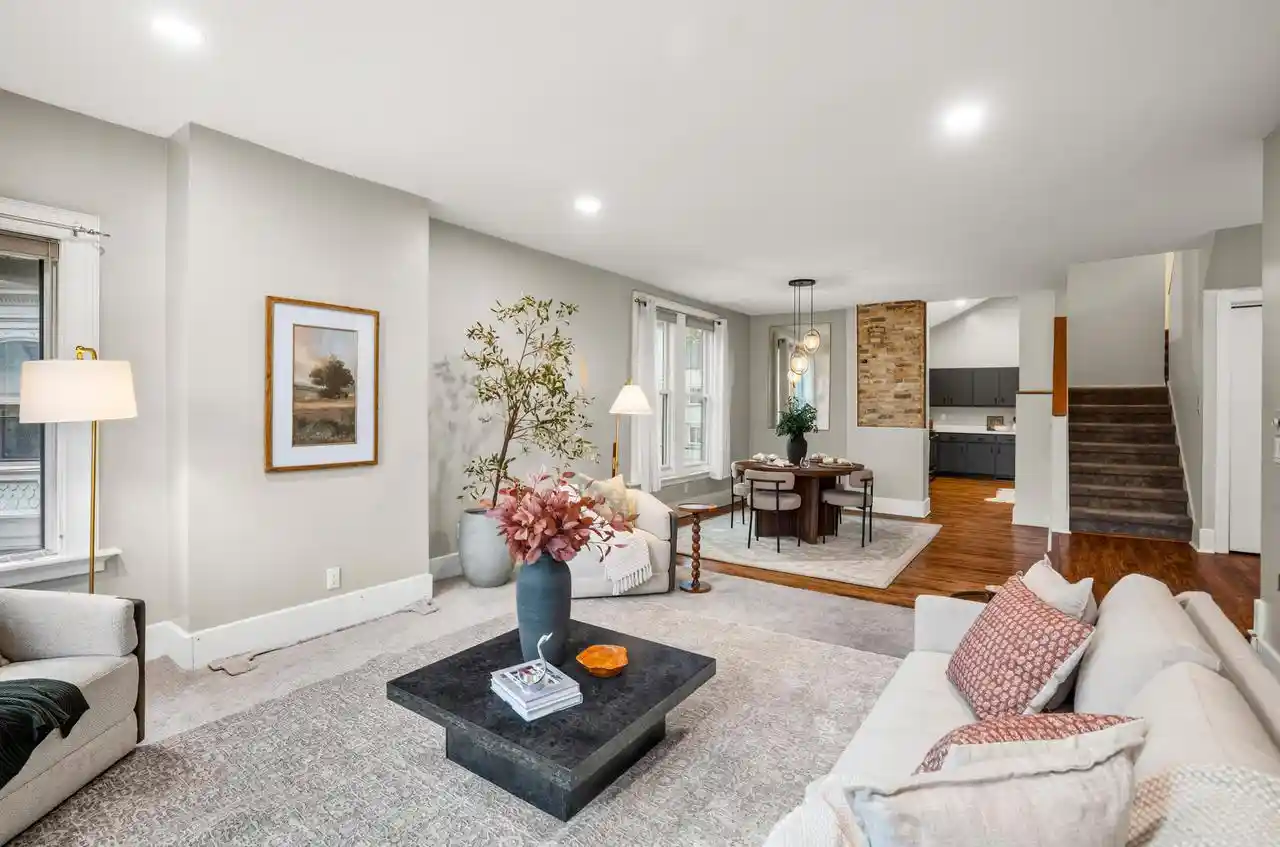 23rd image of 920 E Pleasant Street Street #2, Milwaukee, WI 53202 | MLS# 1973932