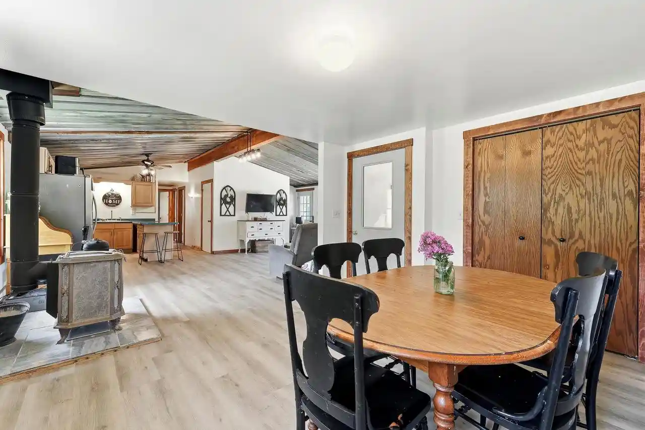 5th image of 9893 15Th Road Road, Almond, WI 54909 | MLS# 50330049
