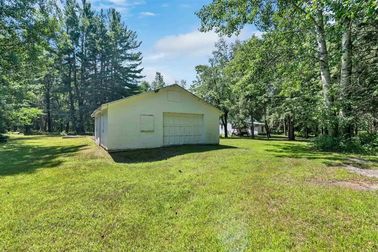 4th image of W12818 Ranch Road Road, Crivitz, WI 54114 | MLS# 50330053