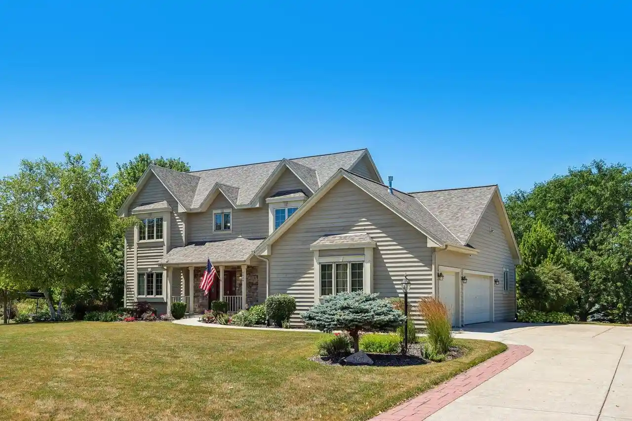 1st image of 5120 Old Farm Road Road, Caledonia, WI 53402 | MLS# 1973940