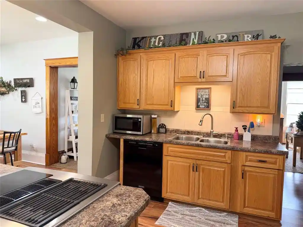 4th image of 2022 Wheaton St, Chippewa Falls, WI 54729 | MLS# 1603736