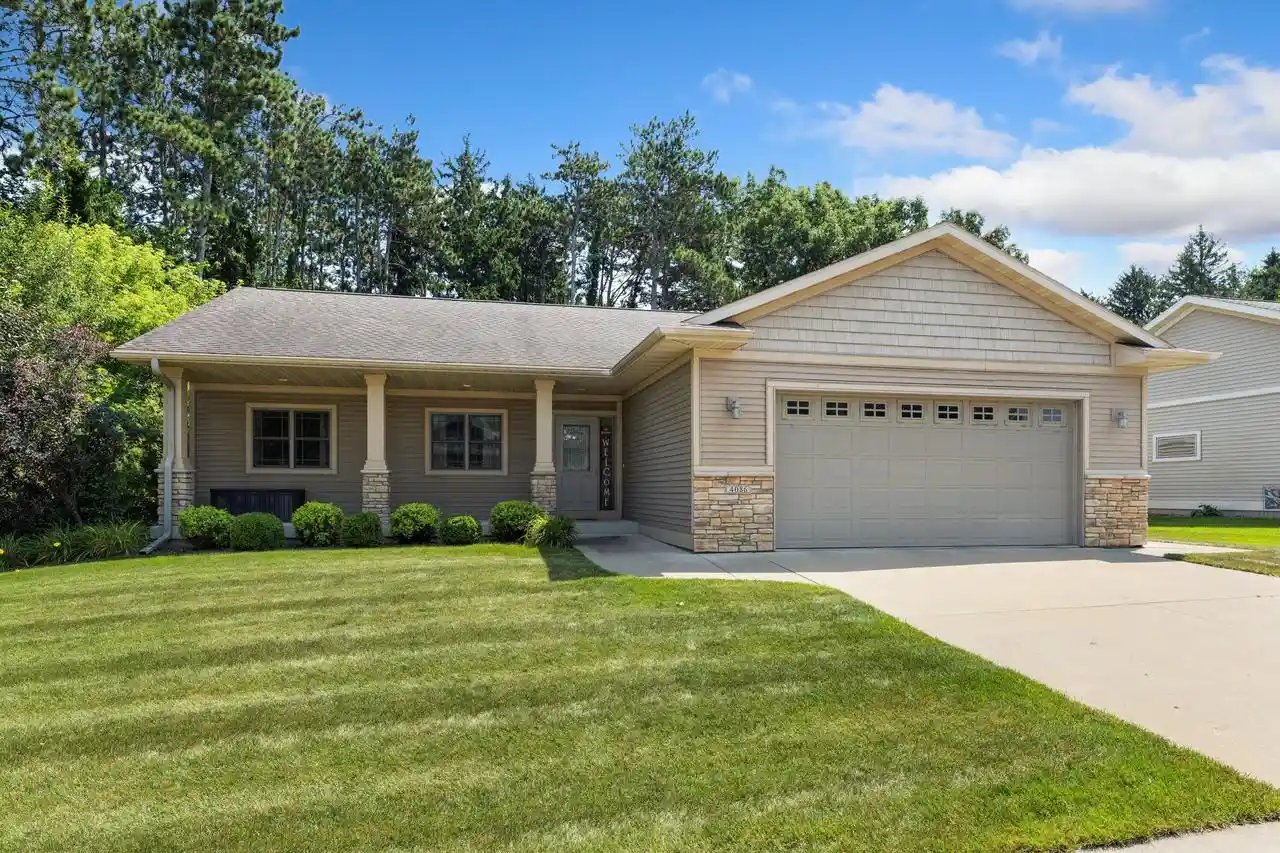 1st image of 4086 Pineview Street Street, Onalaska, WI 54650 | MLS# 1973946