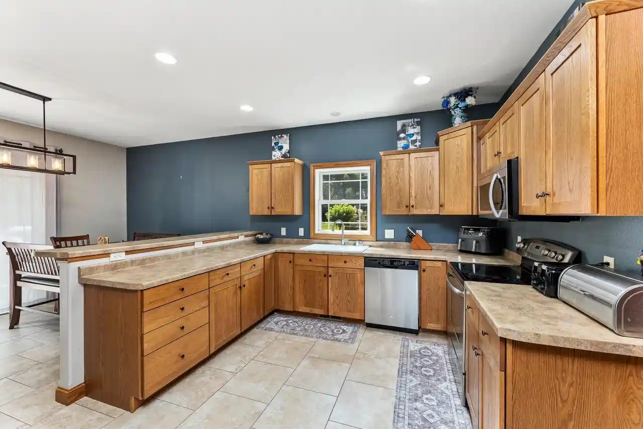 2nd image of 4086 Pineview Street Street, Onalaska, WI 54650 | MLS# 1973946