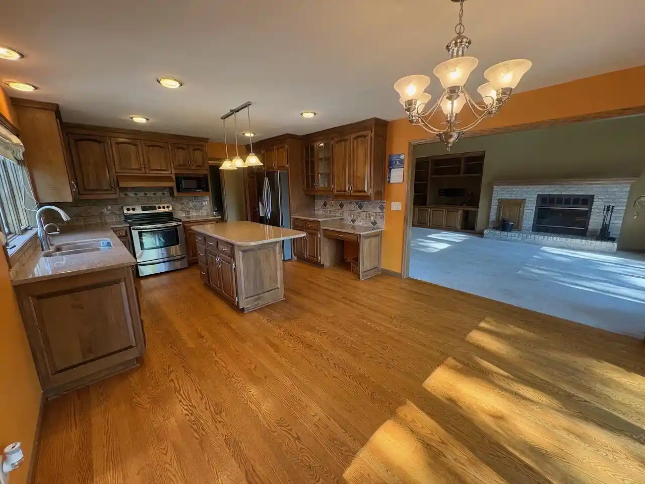 2nd image of 820 Windover Court Court, Green Bay, WI 54313 | MLS# 50330074