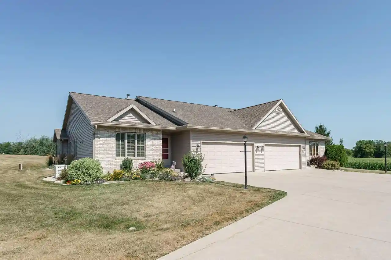1st image of W5572 County Road Cw #16a #16A, Watertown, WI 53098 | MLS# 1973958