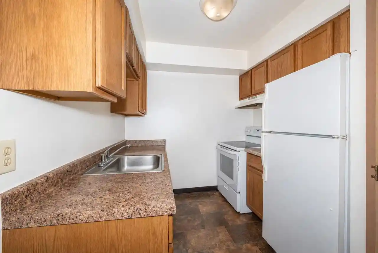 5th image of 1725 Onsgard Road Road, Madison, WI 53704 | MLS# 2029254
