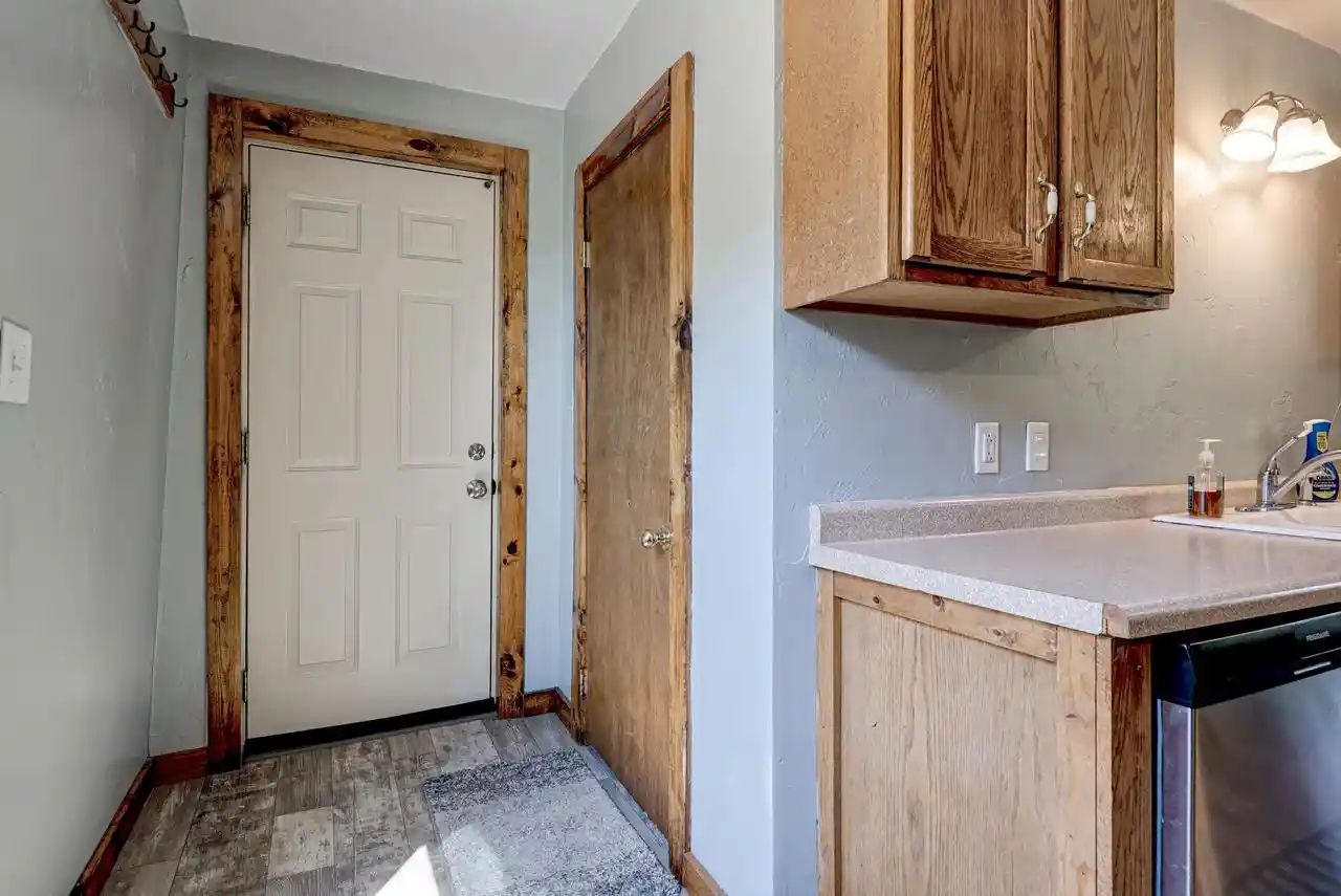 5th image of 1407 N Main Street Street, Oshkosh, WI 54901 | MLS# 50330079