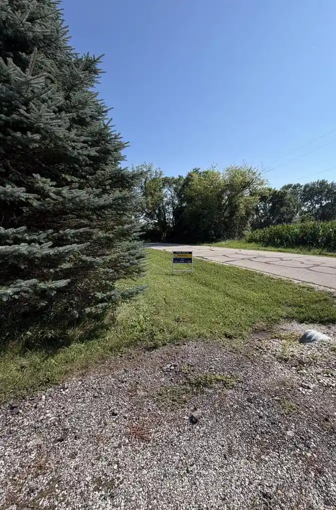 8th image of 8949 114th Ave, Pleasant Prairie, WI 53158 | MLS# 1973965