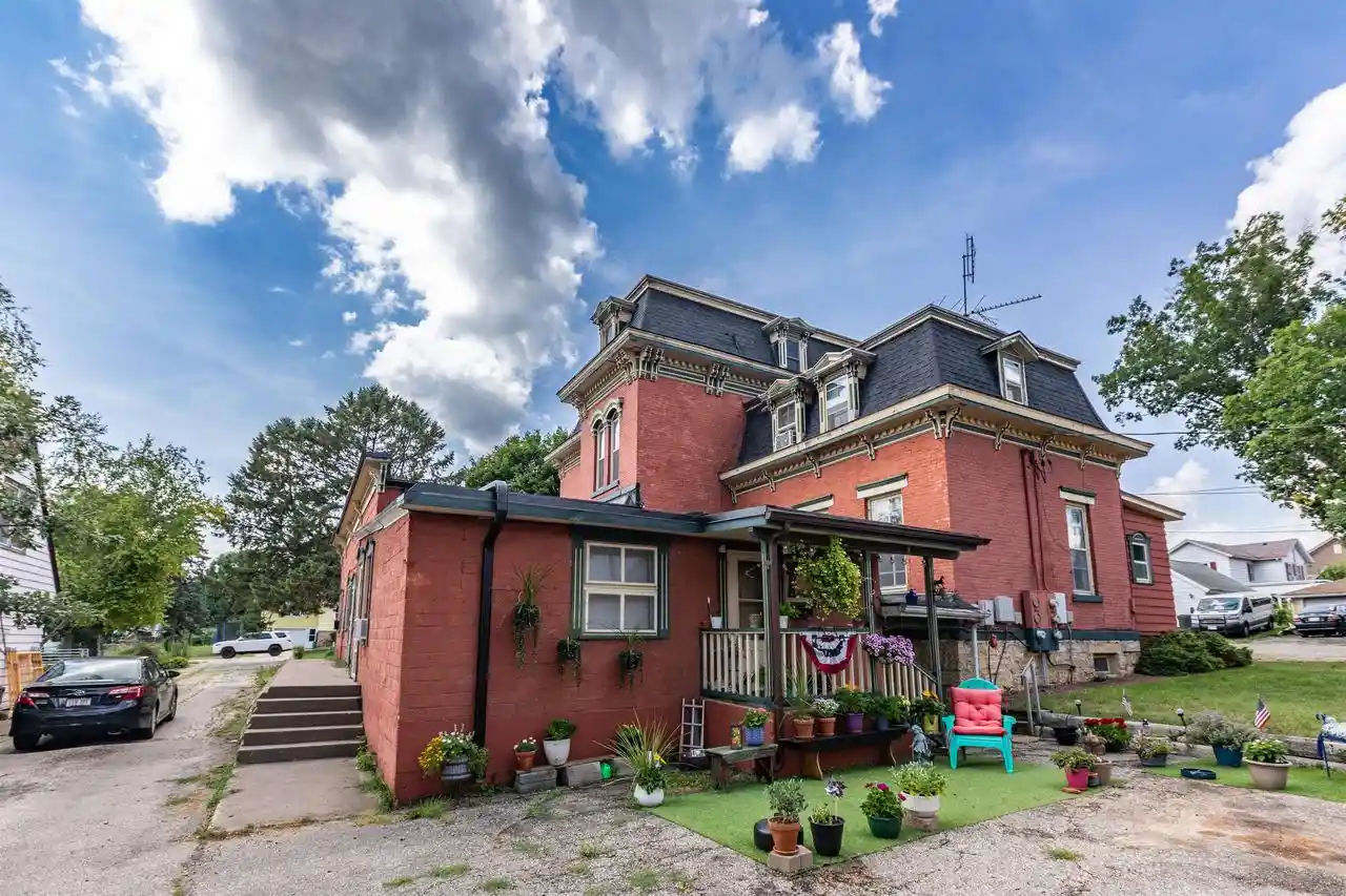 2nd image of 401 S Iowa Street Street, Dodgeville, WI 53533 | MLS# 2029259