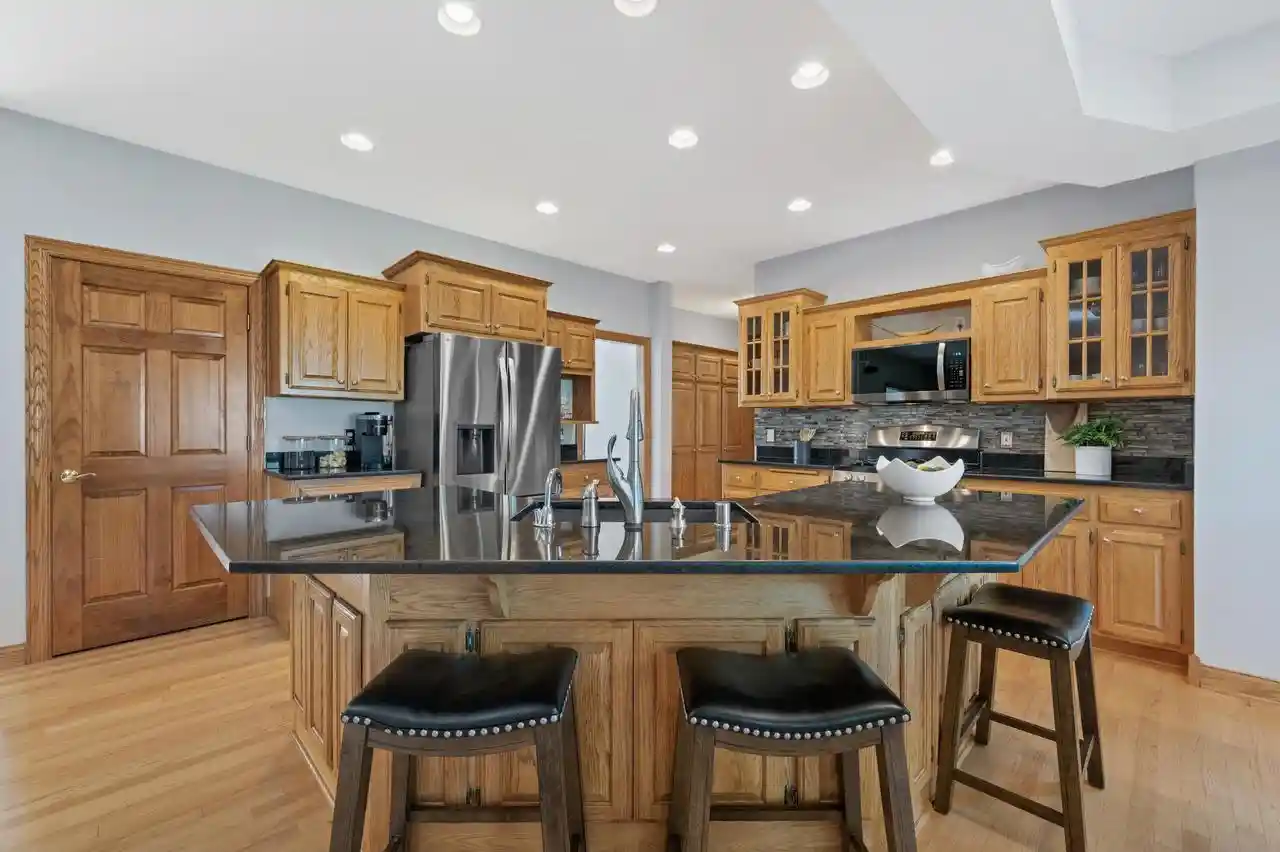 4th image of 13510 W Edgewood Court Court, New Berlin, WI 53151 | MLS# 1973967