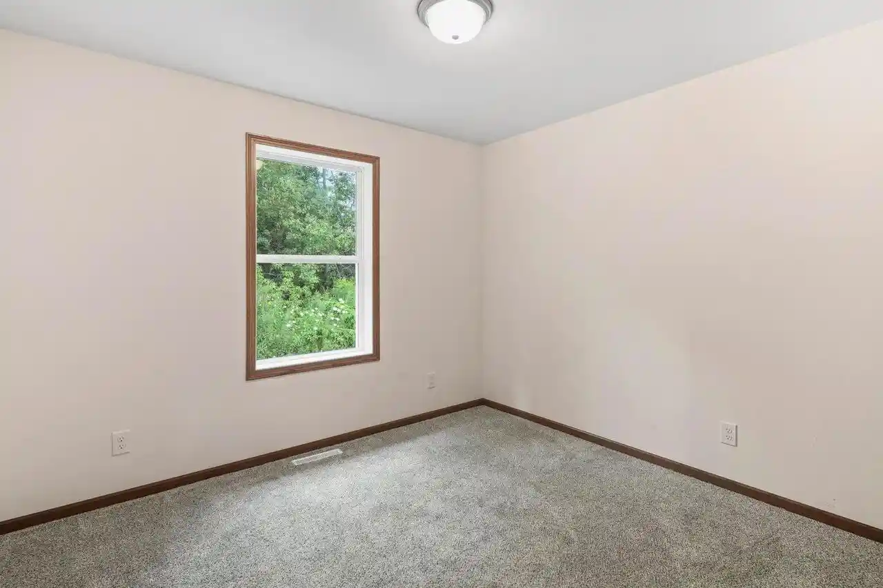 4th image of 1278 E Bluff Road Road, Whitewater, WI 53190 | MLS# 1973974