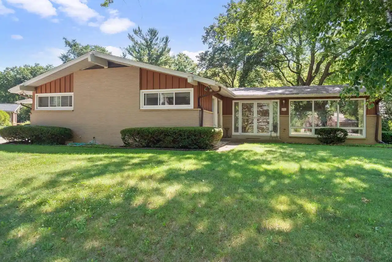 Photo 1 of Single family home for sale at 6684 N Atwahl Dr Dr, Glendale, WI 53209 | MLS# 1973981 | Listing updated on 2026-09-16
